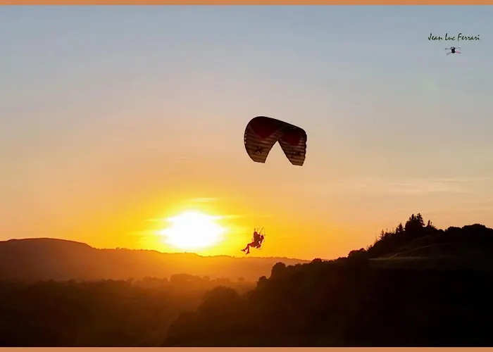 Aux 2 Lievres * Riom-ès-Montagne